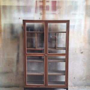 Vitrina Tecno de 80 X 25 X 135 cm